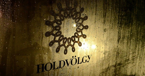 Tokaj w Warszawie. Holdvölgy