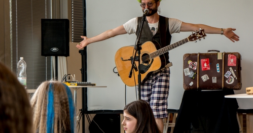 "Nasze Instrumenty" - Warsztaty muzyczne dla dzieci z Jackiem Kuleszą