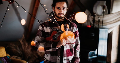 Warsztaty gry na ukulele - Poniedziałek, 19.10.26, godz. 20.00